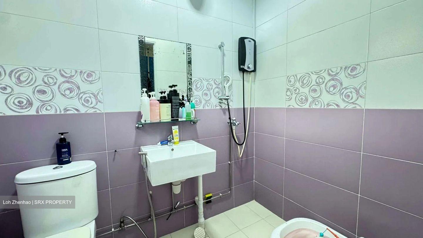 Blk 835 Jurong West Street 81 (Jurong West), HDB 5 Rooms #588622421